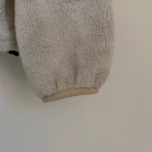 The North Face Women's Teddy Jacket - Picture 6 of 10